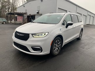 New 2025 Chrysler Pacifica Pinnacle image 1