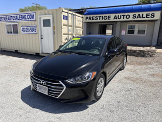 Used 2018 Hyundai Elantra SE image 1