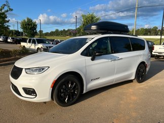 New 2025 Chrysler Pacifica Select image 1