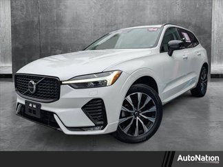 Used 2024 Volvo XC60 B5 Core image 1