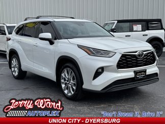 Used 2023 Toyota Highlander Limited image 1