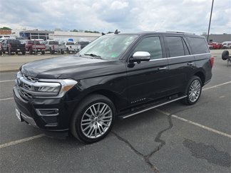 Certified 2022 Ford Expedition Platinum image 1