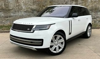 Used 2023 Land Rover Range Rover SE image 1