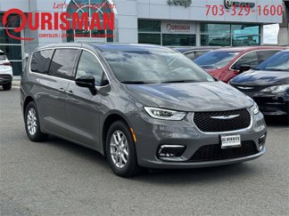 New 2025 Chrysler Pacifica Select image 1