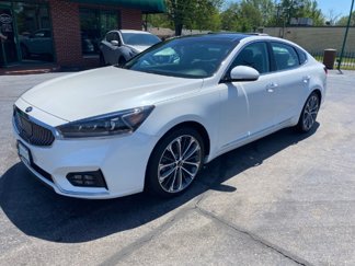 Used 2019 Kia Cadenza Technology image 1