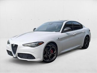 Used 2022 Alfa Romeo Giulia Ti image 1