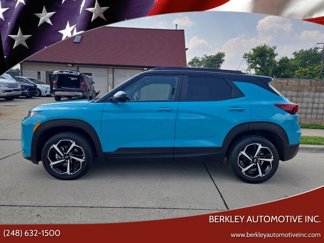 Used 2022 Chevrolet TrailBlazer RS w/ Sun and Liftgate Package image 1