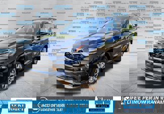 New 2025 Toyota Highlander Platinum image 1