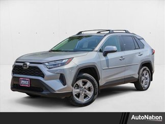 Used 2022 Toyota RAV4 XLE image 1