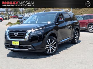 New 2025 Nissan Pathfinder Platinum w/ Cargo Package image 1