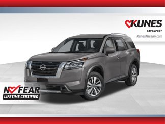 New 2025 Nissan Pathfinder SL image 1