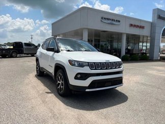 Certified 2024 Jeep Compass Limited image 1