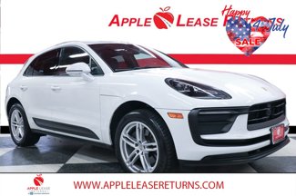 Used 2024 Porsche Macan image 1