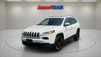 Used 2017 Jeep Cherokee Latitude w/ Comfort/Convenience Group image 1