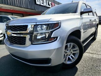 Used 2019 Chevrolet Suburban LT image 1