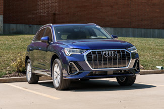 New 2025 Audi Q3 2.0T Premium image 1