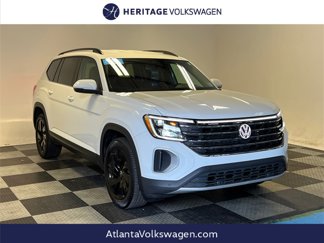 Certified 2024 Volkswagen Atlas SE w/ Black Wheel Package image 1