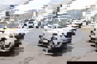 Used 2023 Subaru Forester Premium image 1
