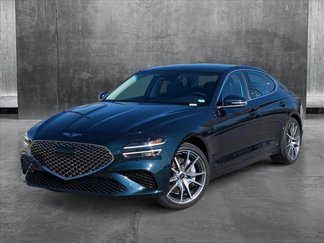 Used 2025 Genesis G70 2.5T image 1