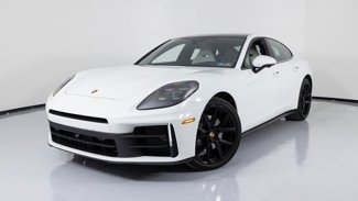 Certified 2024 Porsche Panamera 4 image 1