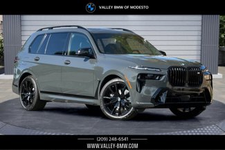 New 2026 BMW X7 M60i image 1