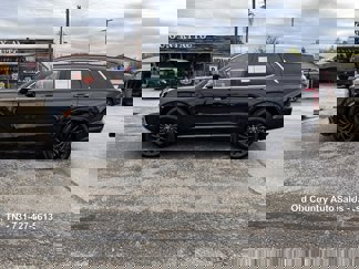Used 2024 Hyundai Palisade Calligraphy image 1
