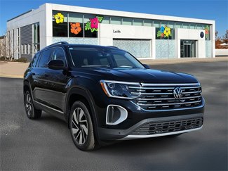 New 2025 Volkswagen Atlas SEL image 1