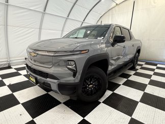 New 2025 Chevrolet Silverado EV LT image 1