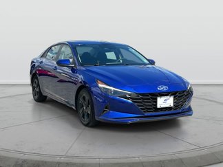 Used 2023 Hyundai Elantra SEL w/ Cargo Package image 1