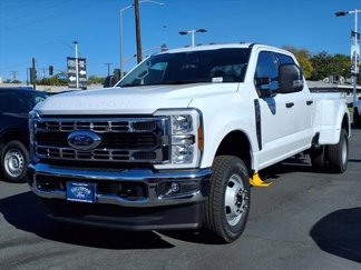 New 2025 Ford F350 XLT image 1