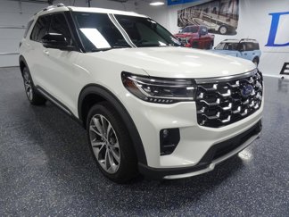 Used 2025 Ford Explorer Platinum w/ Ultimate Package image 1