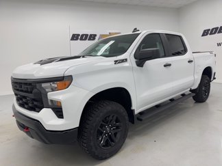 New 2026 Chevrolet Silverado 1500 Custom Trail Boss w/ LPO, Dark Essentials Package image 1