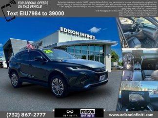 Used 2024 Toyota Venza LE image 1