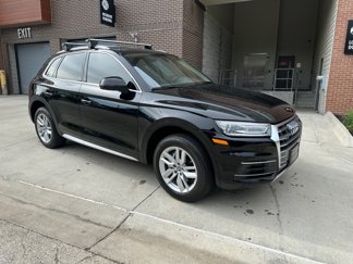Used 2020 Audi Q5 2.0T Premium w/ Convenience Package image 1
