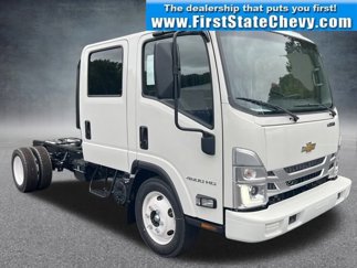 New 2025 Chevrolet Low Cab Forward image 1