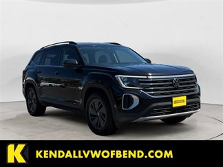 Used 2024 Volkswagen Atlas SE image 1