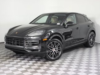 Used 2025 Porsche Cayenne Coupe image 1