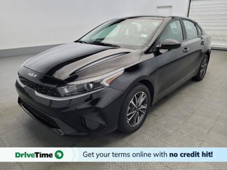 Used 2022 Kia Forte LXS image 1