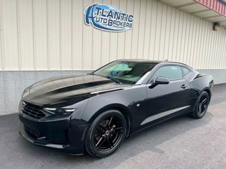 Used 2020 Chevrolet Camaro LT image 1