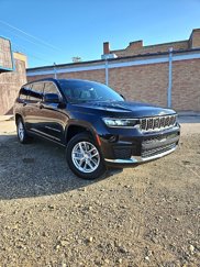 Used 2024 Jeep Grand Cherokee L Laredo w/ Luxury Tech Group I image 1
