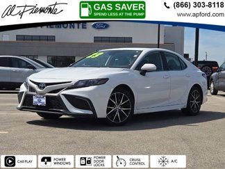 Used 2023 Toyota Camry SE image 1