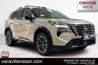 New 2025 Nissan Rogue Platinum image 1