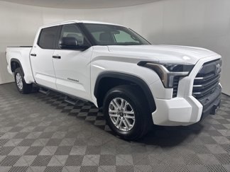 Used 2025 Toyota Tundra SR5 image 1
