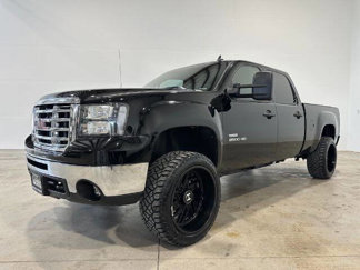 Used 2010 GMC Sierra 2500 SLE w/ SLE Preferred Package image 1