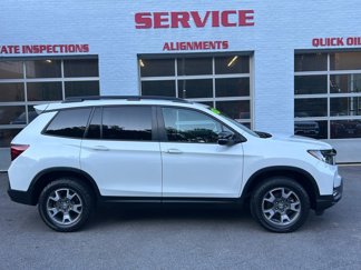 Used 2022 Honda Passport TrailSport image 1