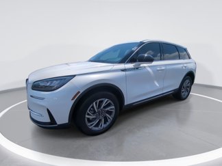 Used 2024 Lincoln Corsair FWD image 1