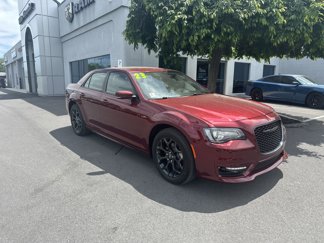 Used 2023 Chrysler 300 Touring L w/ Comfort Group image 1