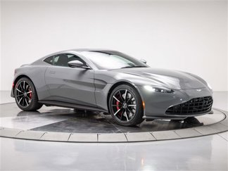 Used 2022 Aston Martin V8 Vantage Coupe image 1
