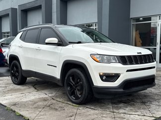 Used 2018 Jeep Compass Latitude w/ Popular Equipment Group image 1
