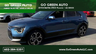 Used 2023 Kia Niro SX Touring image 1
